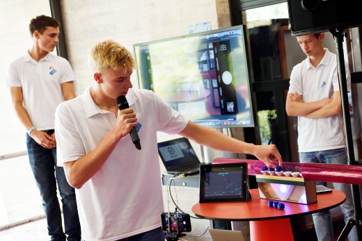High school students presenting their biosensor concept