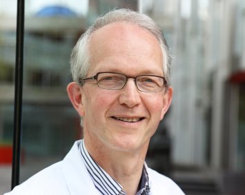 Dr. Frans Leijten